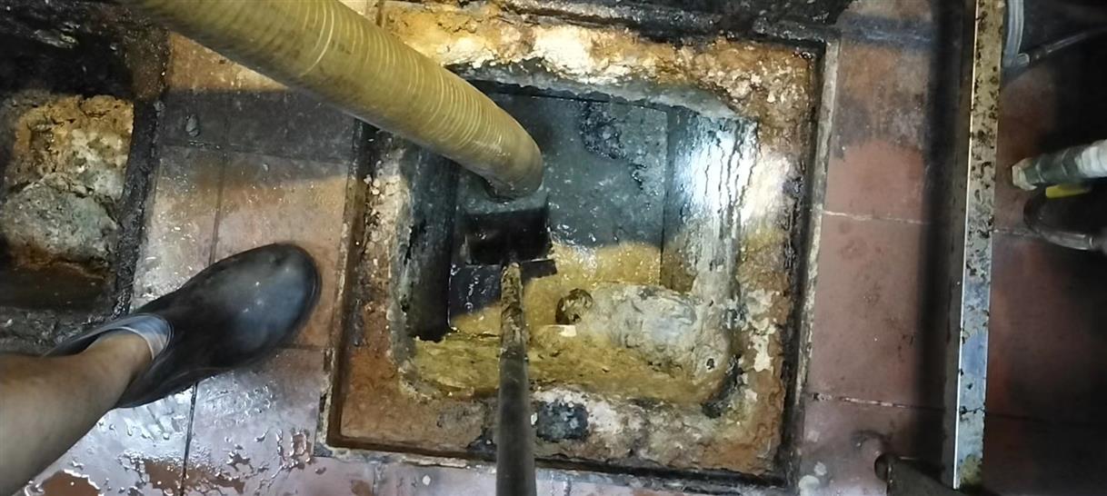 上海污水池清理一般都有毒气，怎么预防中毒呢？