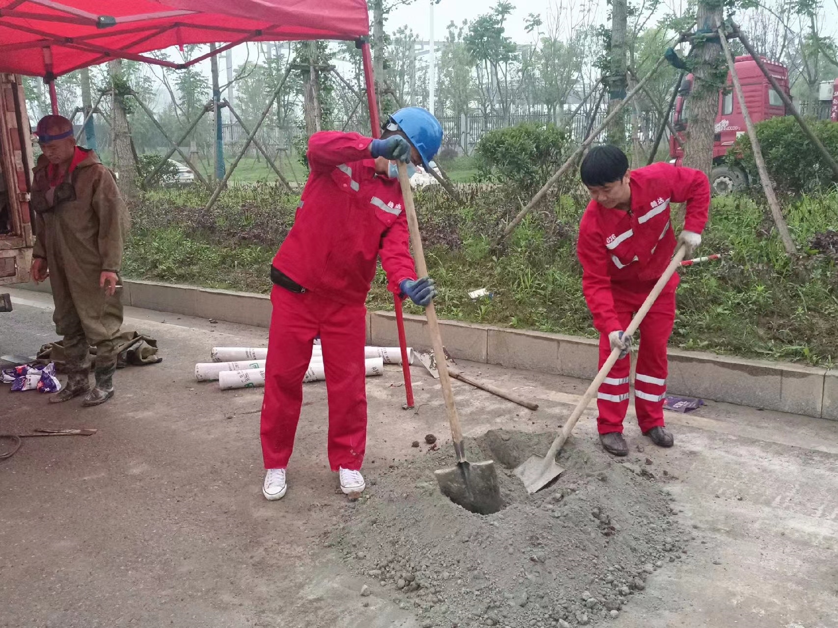 上海管道疏通哪家好】及时进行市政管道清淤